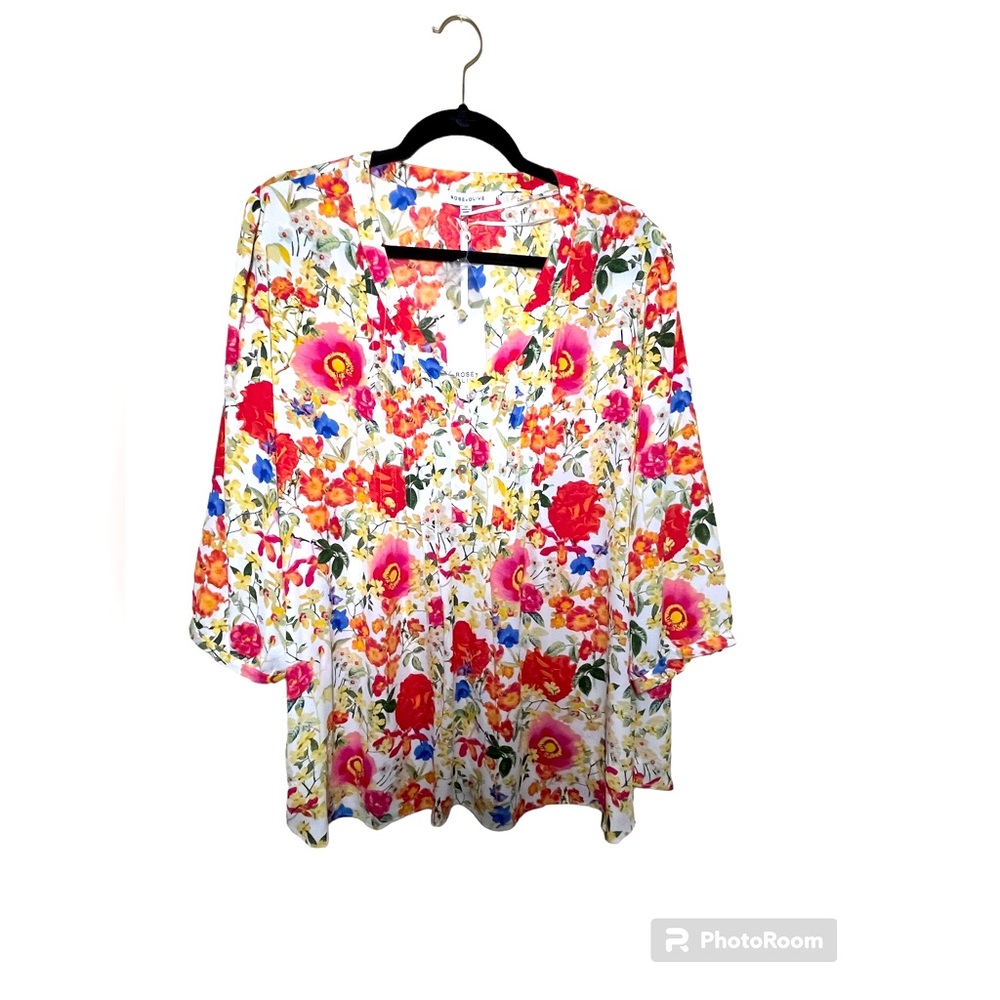 Rose & Olive Spring floral blouse size 2X